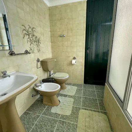 펜션 Casa As Sete 앙그라두에루이스무